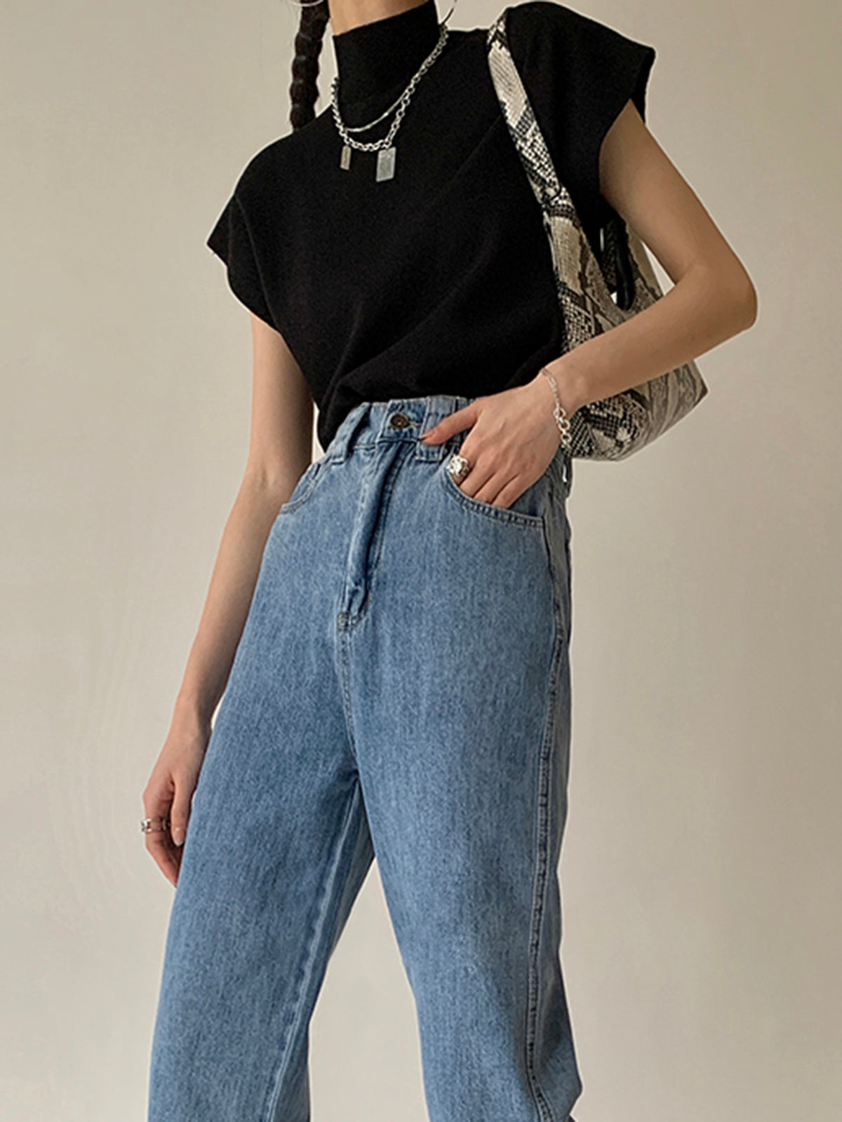 Leisurely Solid Pullover