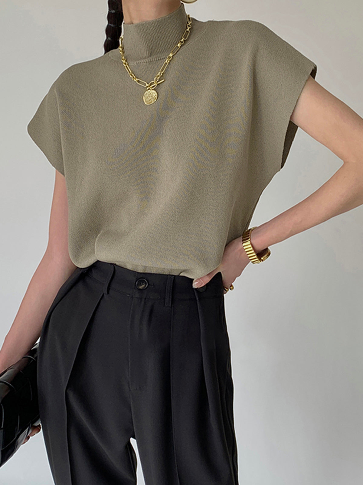 Leisurely Solid Pullover