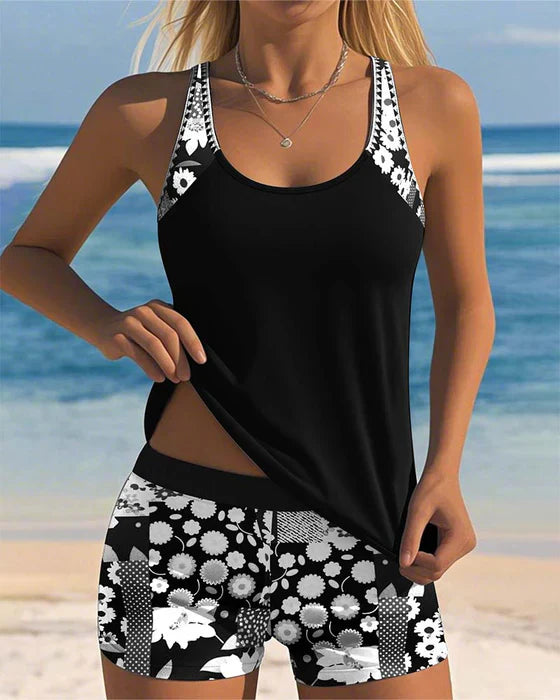 Yara – Sporty swimsuit with boxer shorts