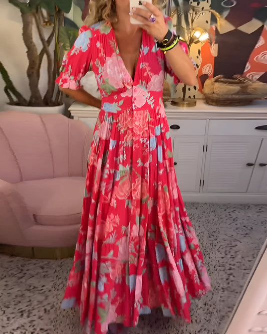 Carine | Dress with V-neck and floral pattern