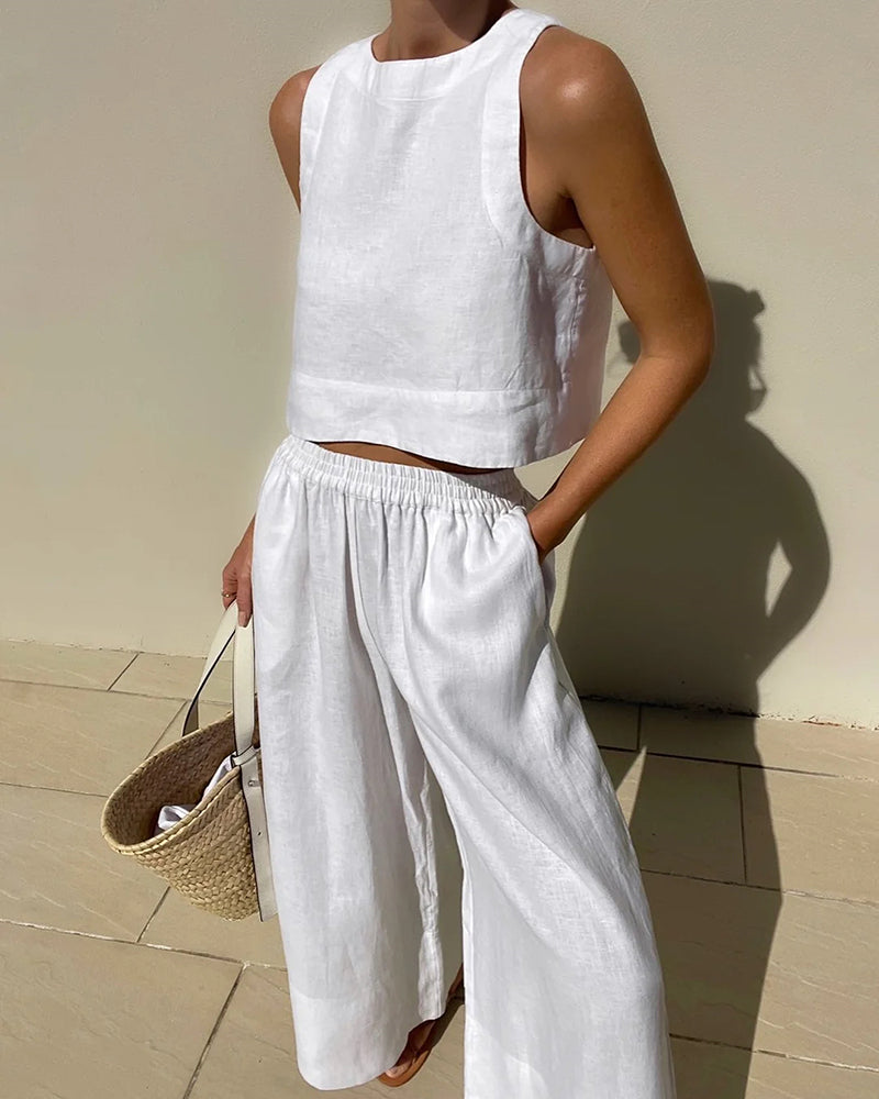White (Almost sold out) / 3XL (18-20)