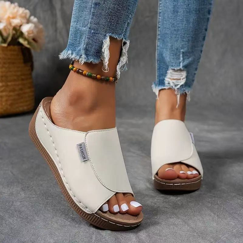 White / 10 US | 41 EU
