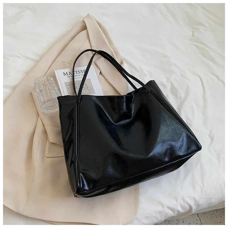 Black  (Almost sold out)