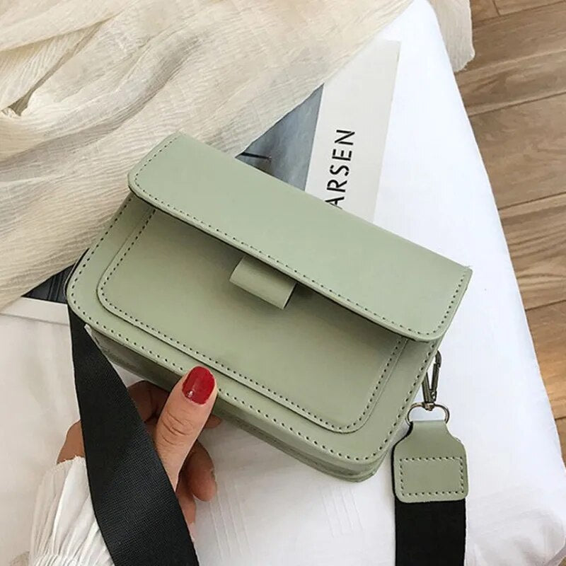 Green (Almost sold out)