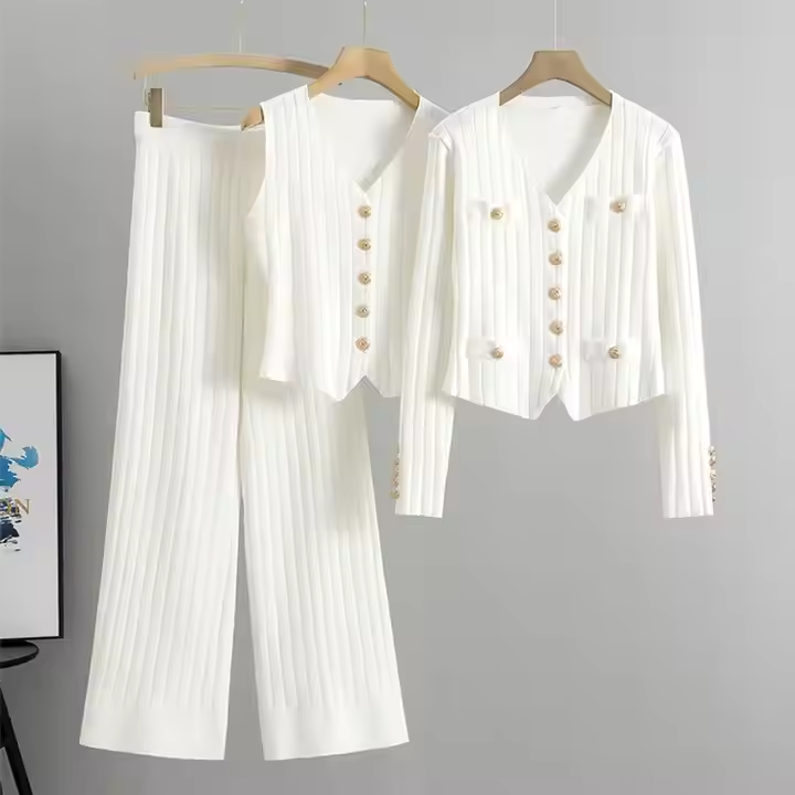 White (Almost sold out)